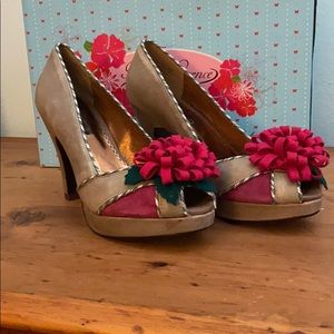 Heels (Anthropologie)